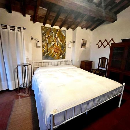 Appartement Orto Dei Bruchi à Collodi Extérieur photo